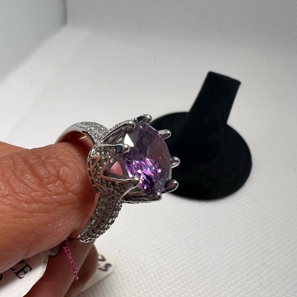Purple Rhinestone Ring - Picture 5 of 5